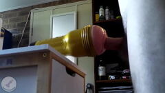 play Séance de masturbation australienne avec un homme solo Fleshlight