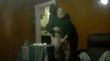 تشغيل أنا في داخلك من قبل راقصات البانك