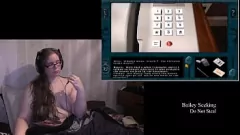 Redare Naked Gamer BBW FETISH: Brunette Bares All for Nude Tower Play prin partea 6