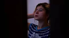 تشغيل مختلس النظر على صديقتي شقراء الساخنة تستحم