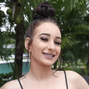 Actrita Alessia Luna